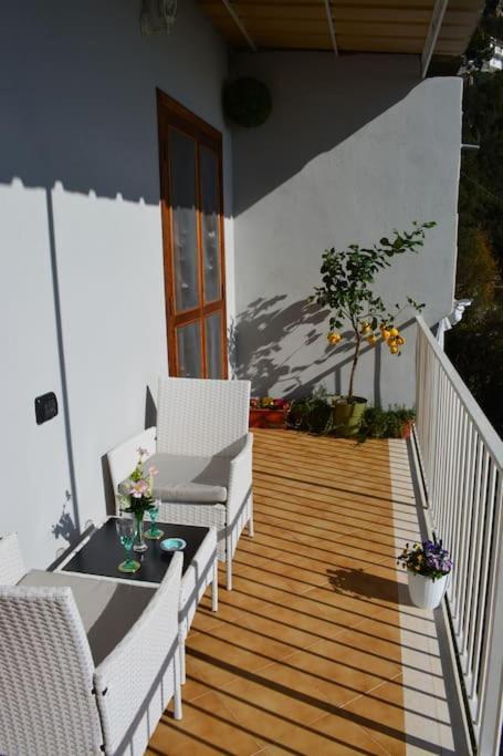 Casa Rossia Breathtaking Sea View Apartment In Positano Exterior photo